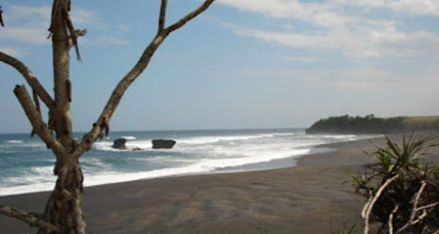 beraban beach - tabanan interesting places to visit - bali touristic