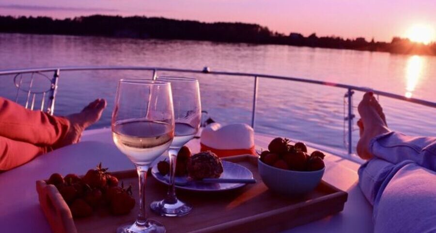 bali dinner cruise - bali touriatic